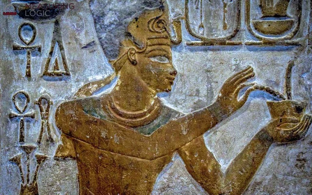 ancient egyptian carvings.