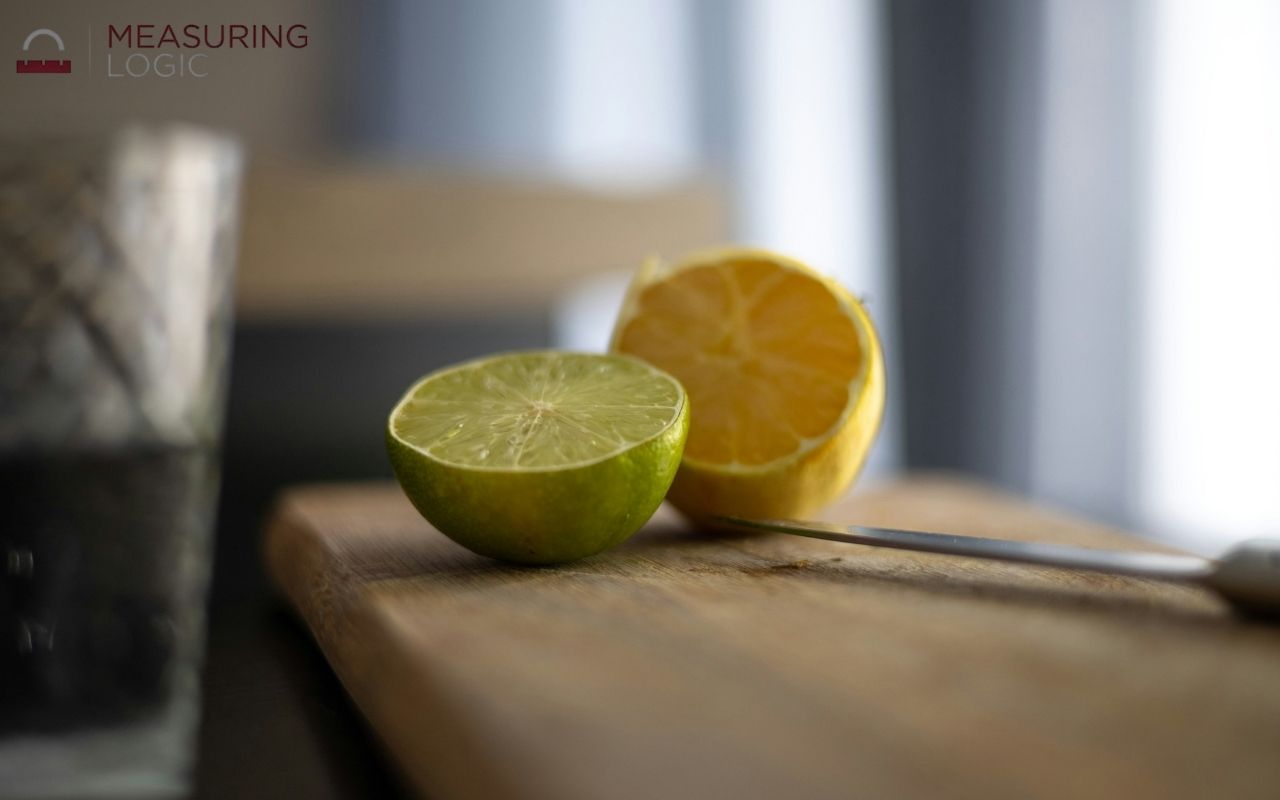 lemon and lime half cut